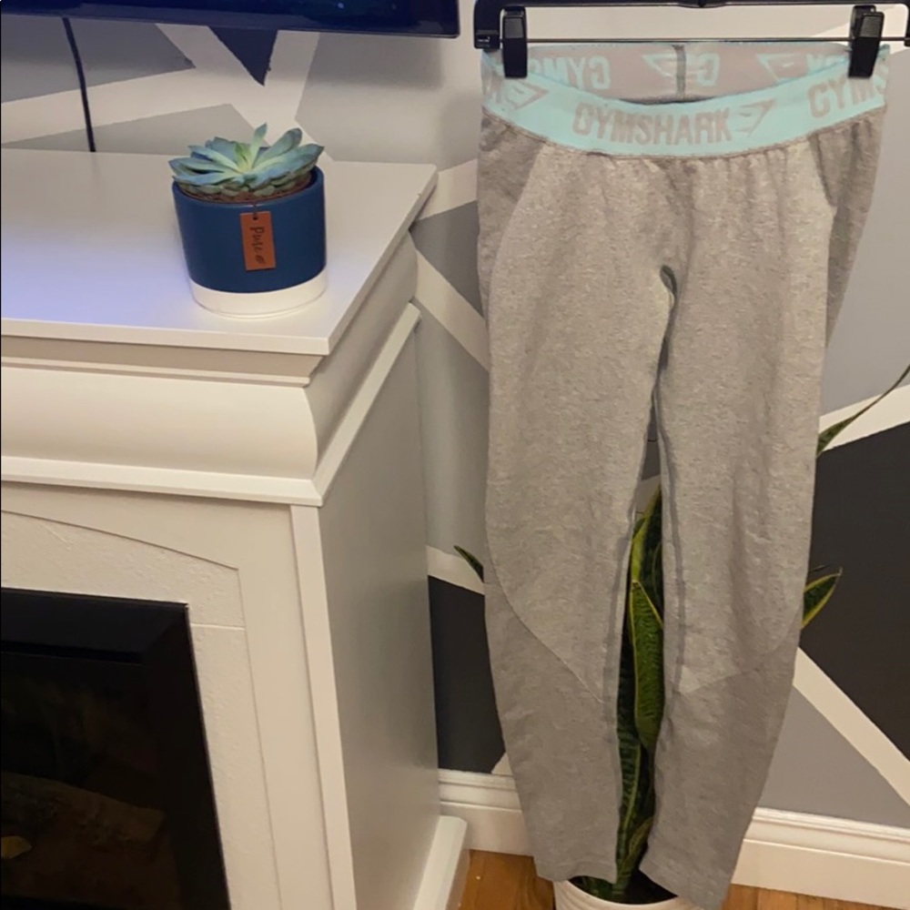 Leggings — GYMSHARK — grey